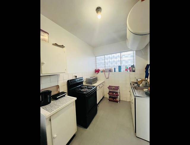 1 BEDROOM APARTMENT FOR SALE IN BEREA